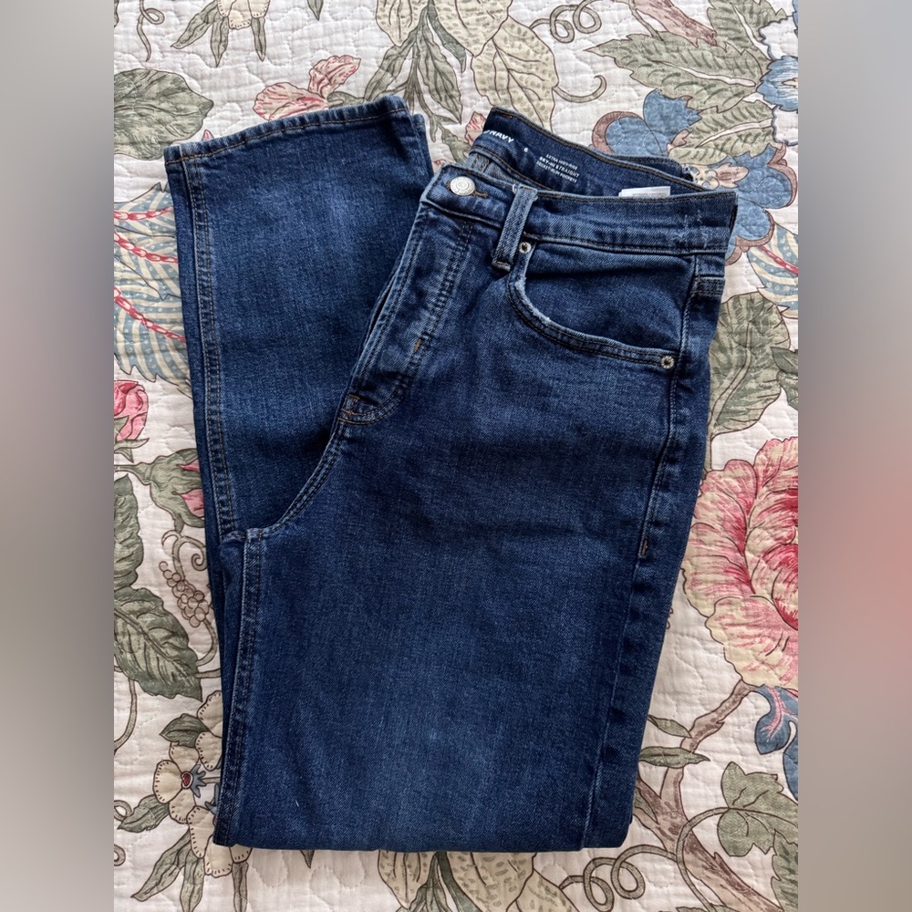 Old Navy Extra High Rise Sky-Hi Straight Jeans - Picture 2 of 6